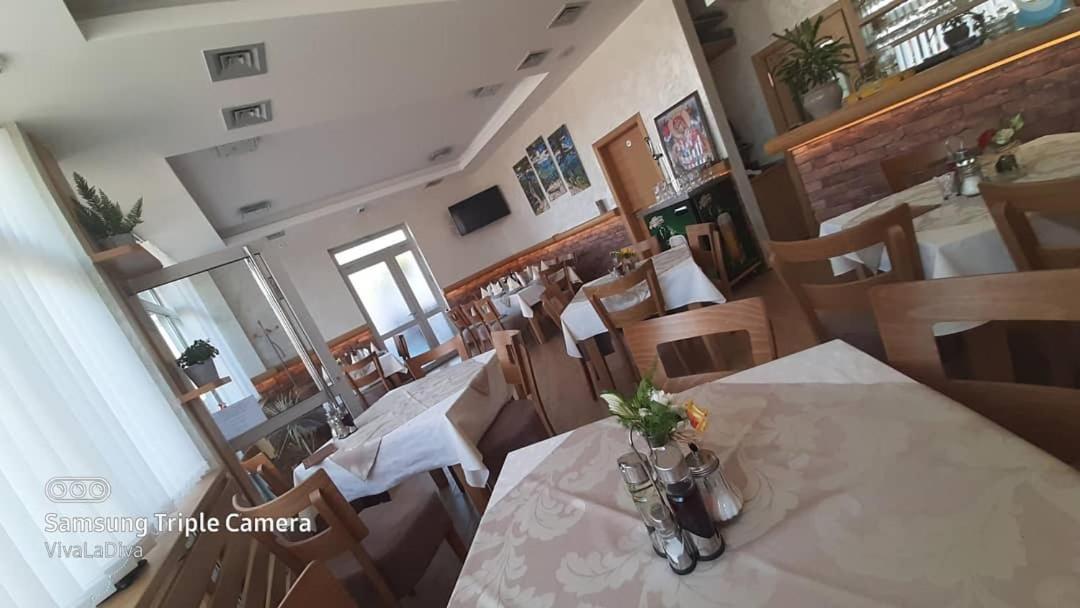 Prenociste I Restoran Ihthis 바이나 바슈타 외부 사진